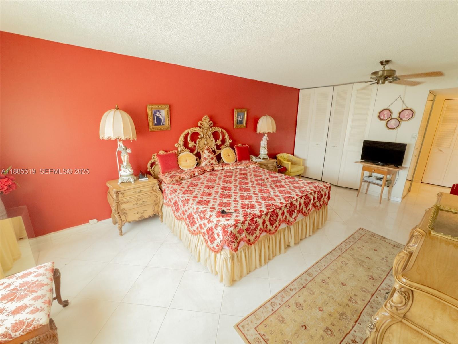 WINSTON TOWERS 100 CONDO - Residential