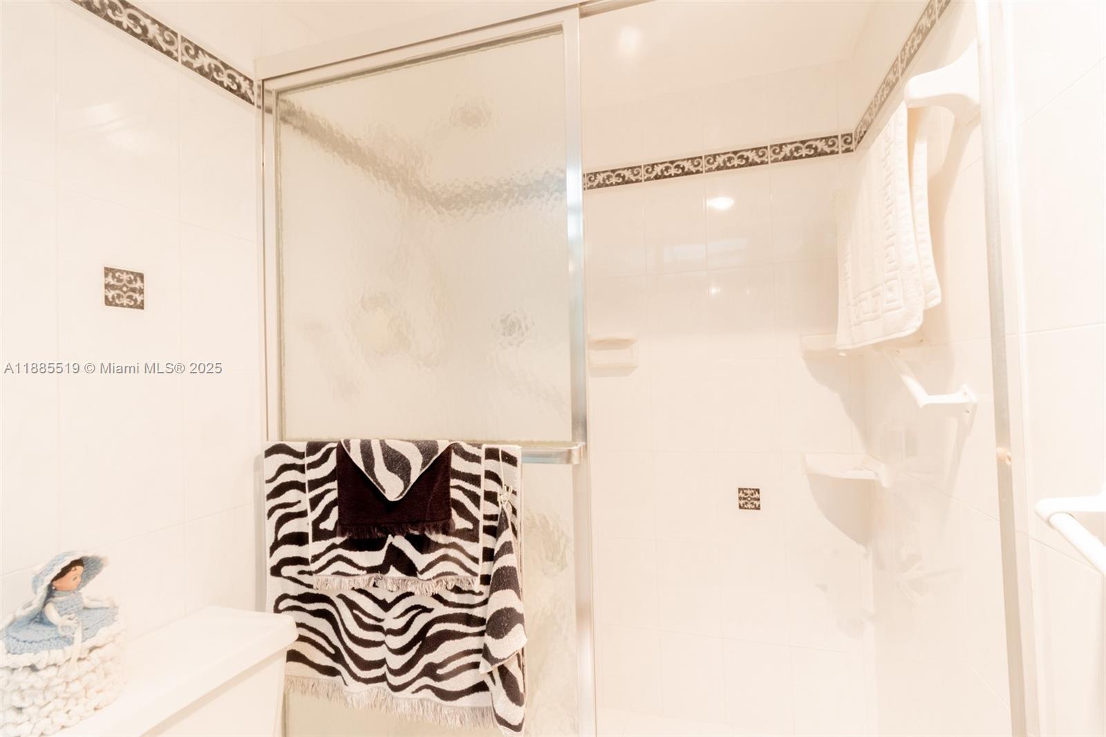 WINSTON TOWERS 100 CONDO - Residential