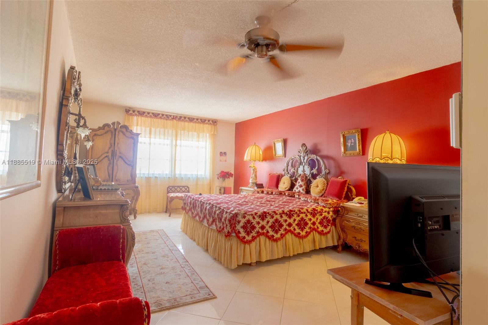 WINSTON TOWERS 100 CONDO - Residential