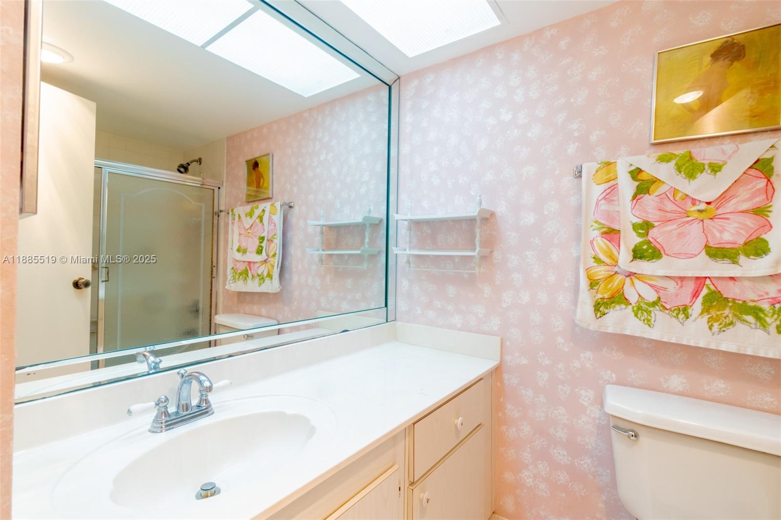 WINSTON TOWERS 100 CONDO - Residential