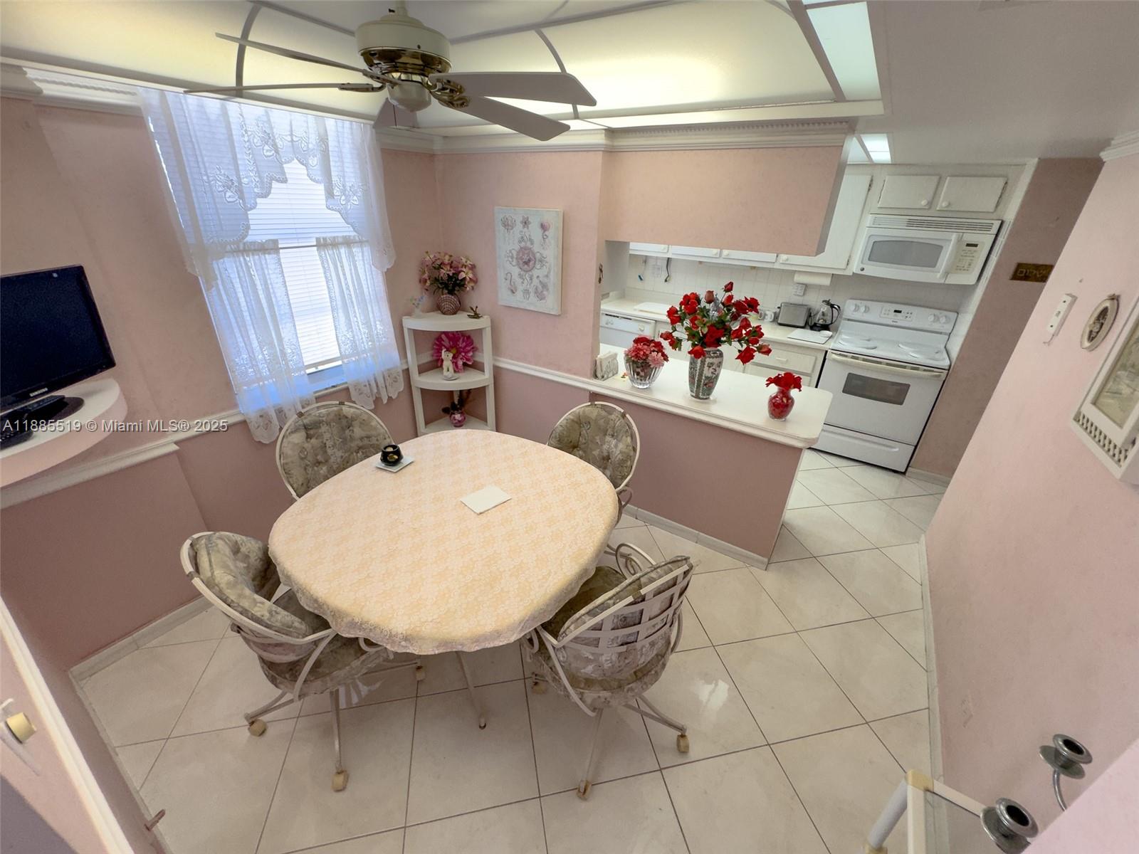 WINSTON TOWERS 100 CONDO - Residential