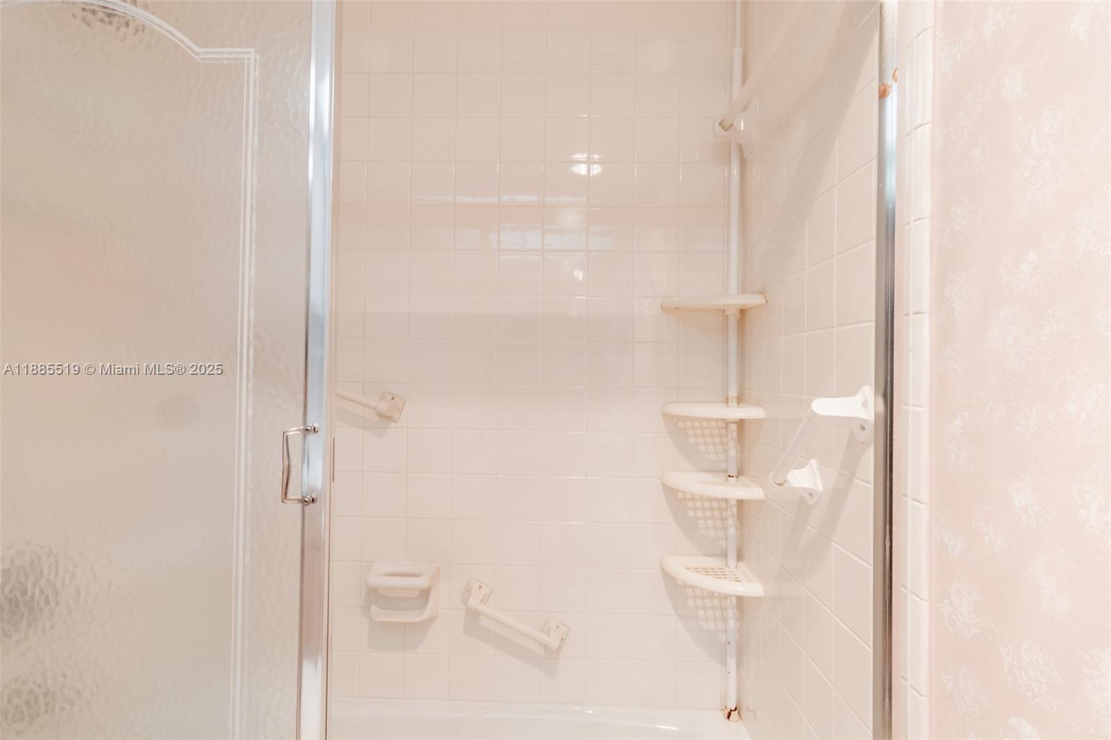 WINSTON TOWERS 100 CONDO - Residential