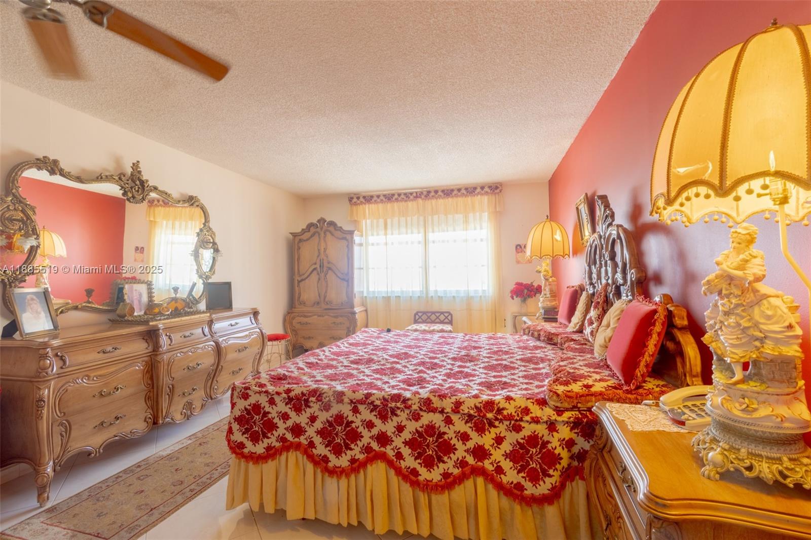 WINSTON TOWERS 100 CONDO - Residential