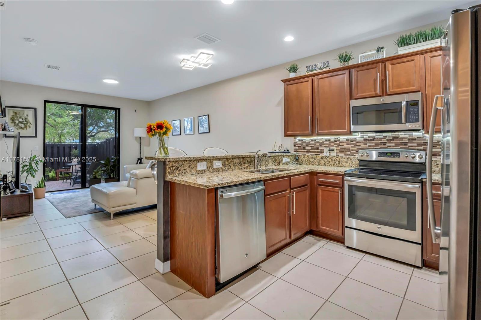 VILLA BELLO - Residential