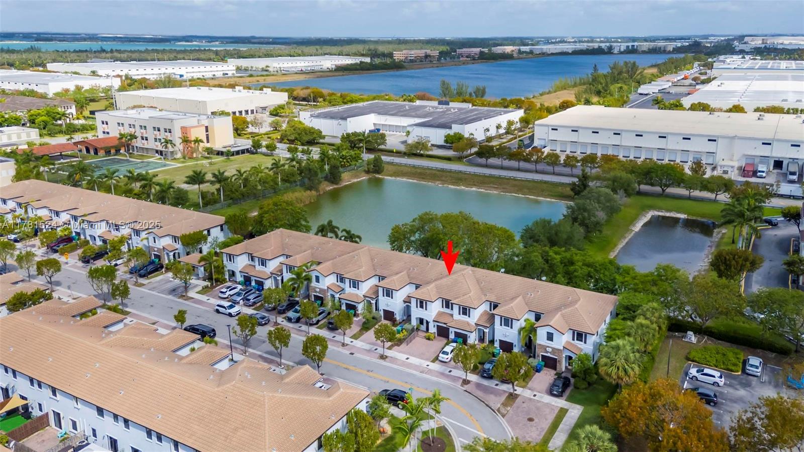 VILLA BELLO - Residential