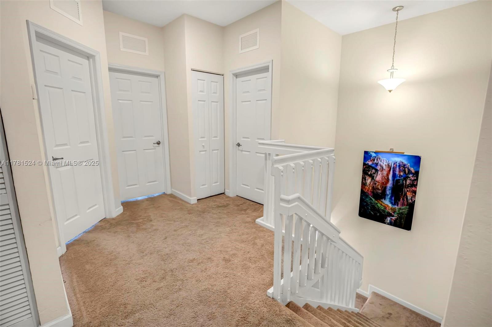 VILLA BELLO - Residential