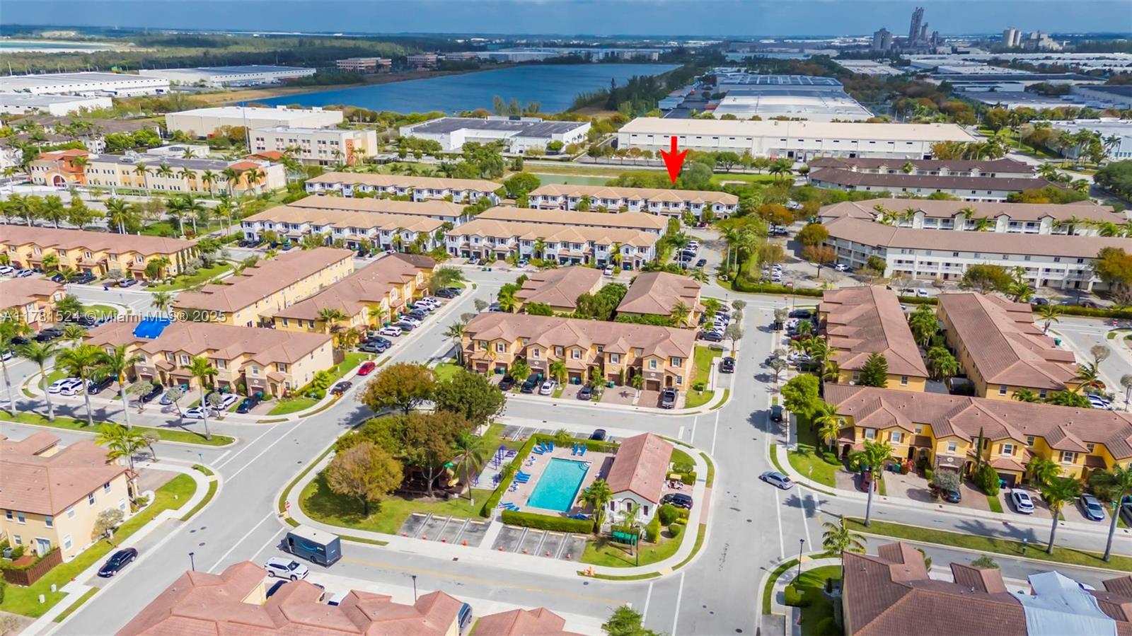 VILLA BELLO - Residential