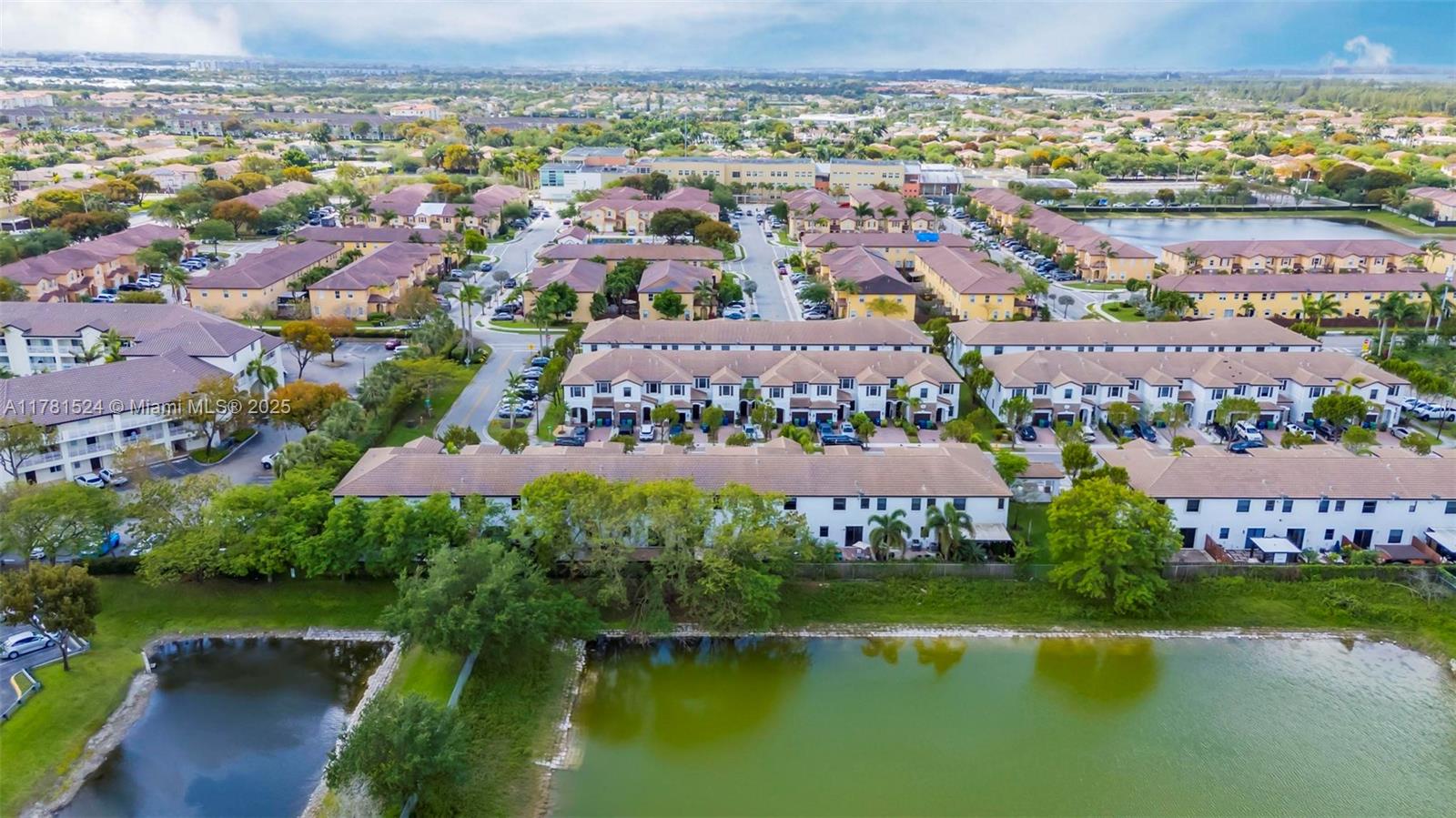 VILLA BELLO - Residential