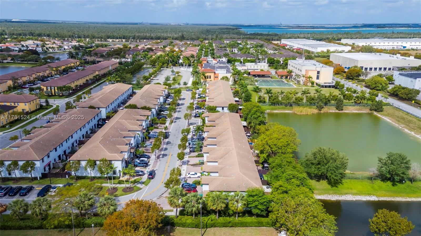 VILLA BELLO - Residential