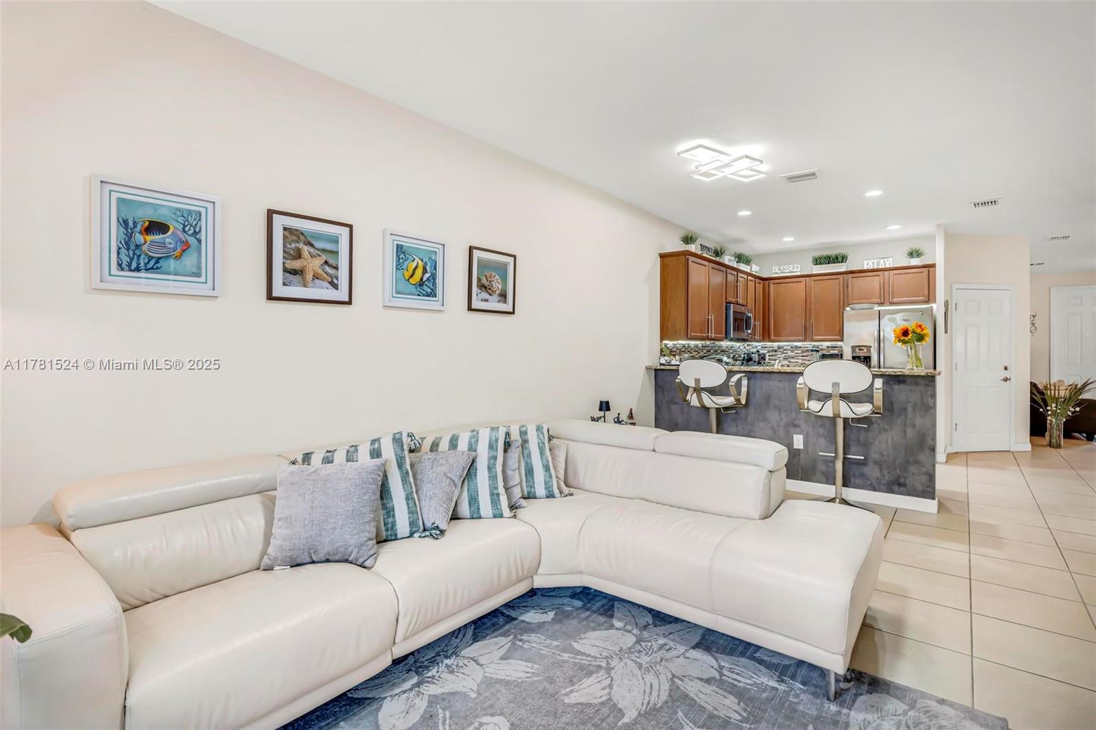 VILLA BELLO - Residential