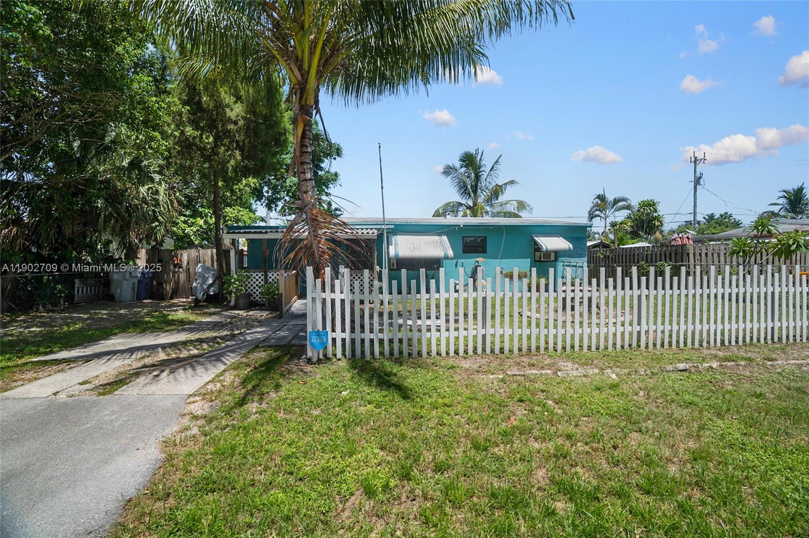 View photos, virtual tours, details... 3120 NE 13th Ave