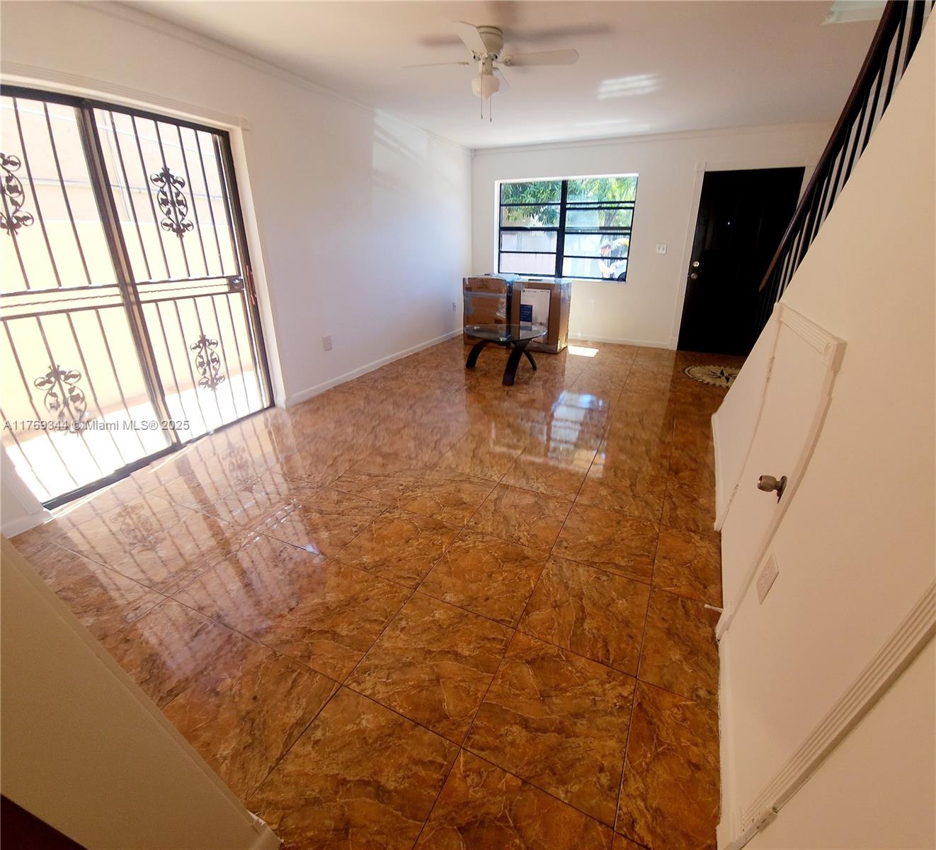 1033 SW 2 Street 1033