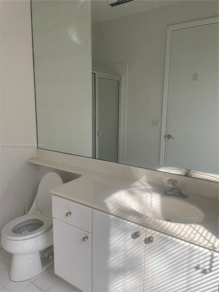SHORES AT BOCA RATON PH 3 - Residential Lease