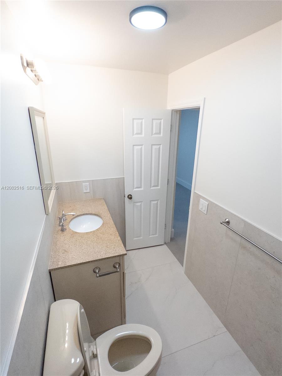 WINDERMERE CONDO NUMBER F - Residential Lease