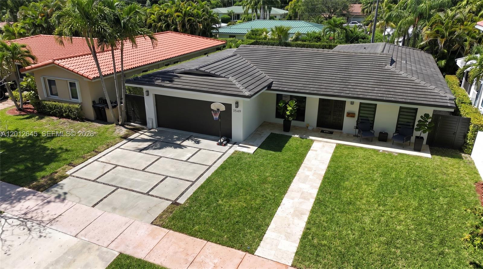 CORAL GABLES RIV SEC 6 - Residential