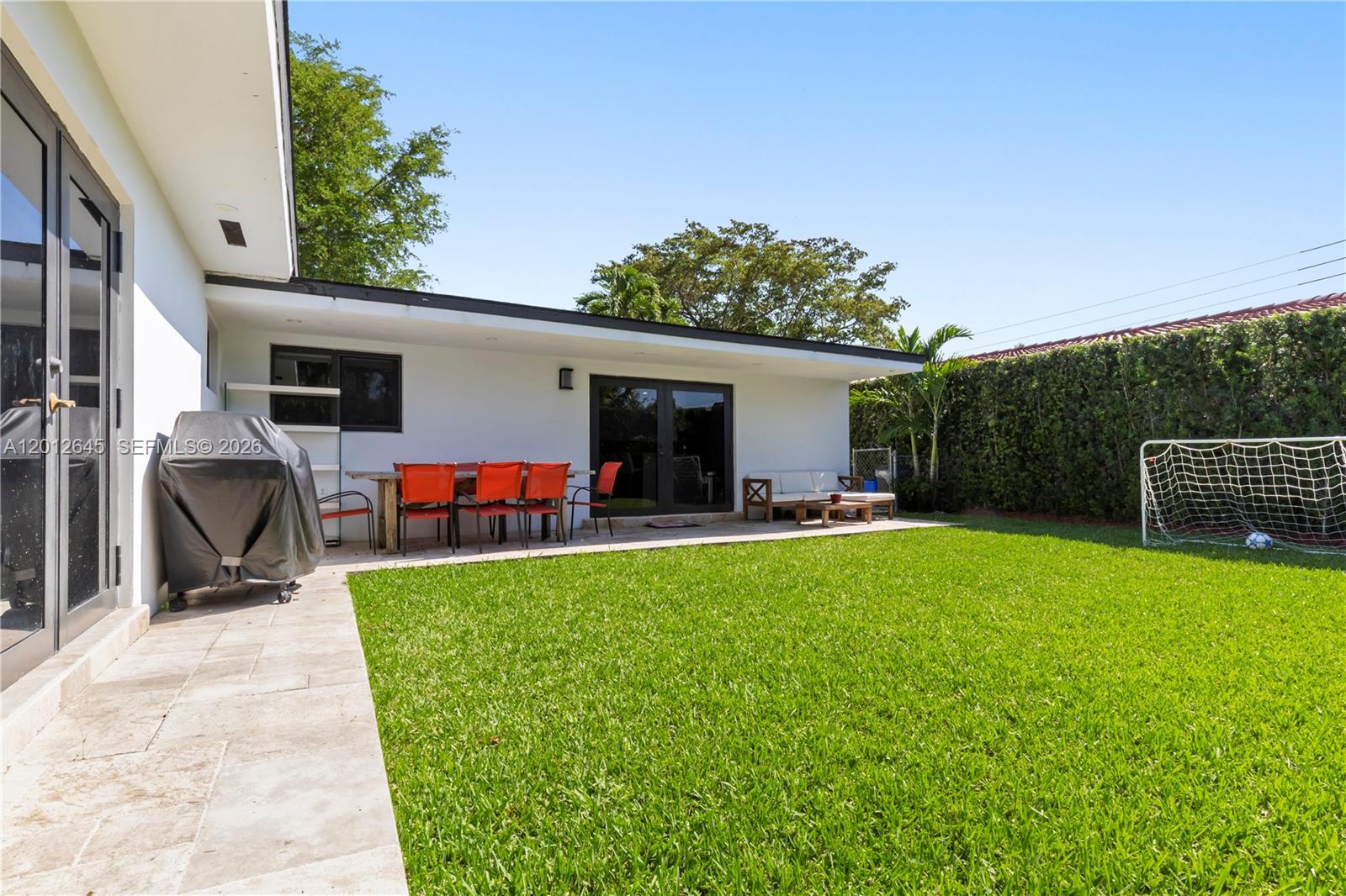 CORAL GABLES RIV SEC 6 - Residential
