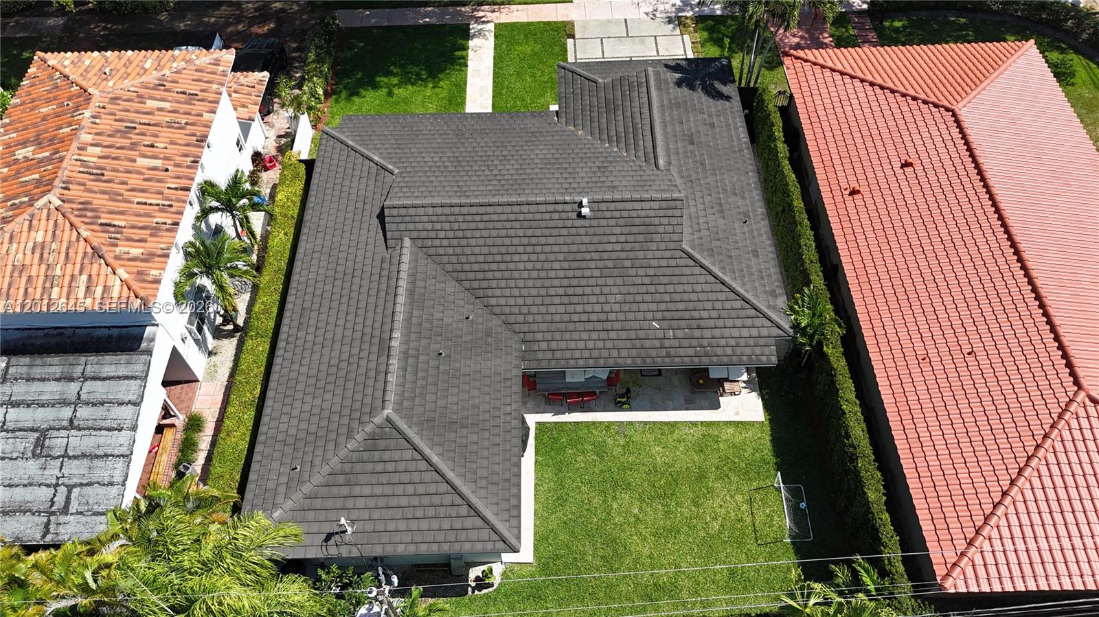 CORAL GABLES RIV SEC 6 - Residential