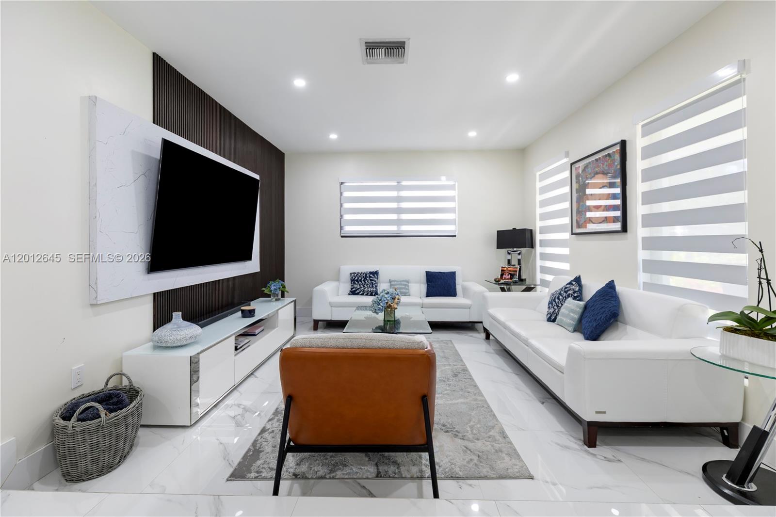 CORAL GABLES RIV SEC 6 - Residential
