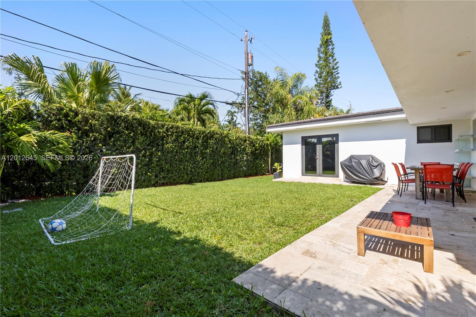 CORAL GABLES RIV SEC 6 - Residential