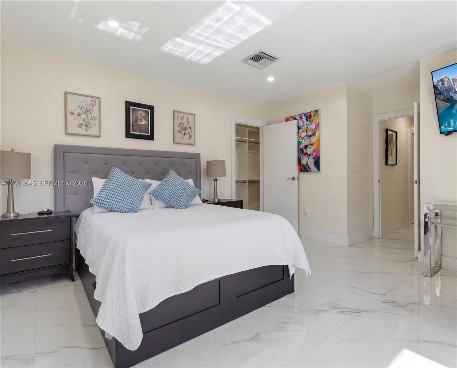 CORAL GABLES RIV SEC 6 - Residential
