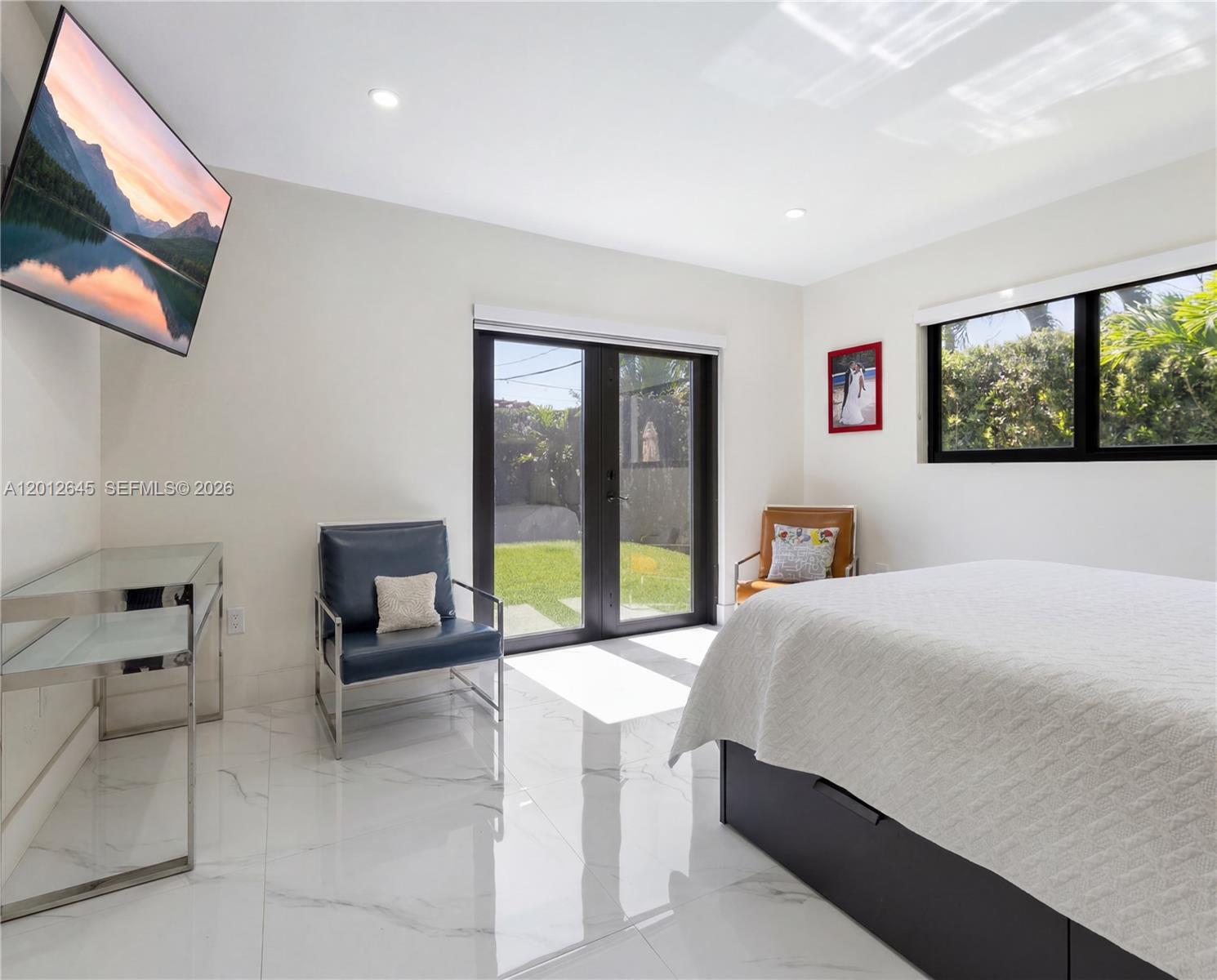 CORAL GABLES RIV SEC 6 - Residential