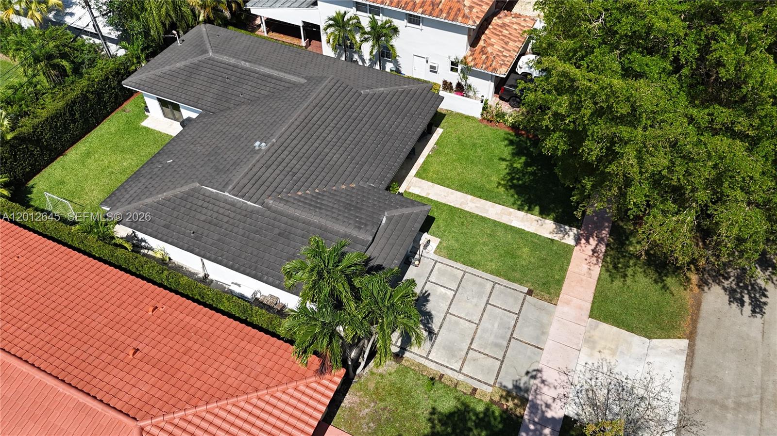 CORAL GABLES RIV SEC 6 - Residential