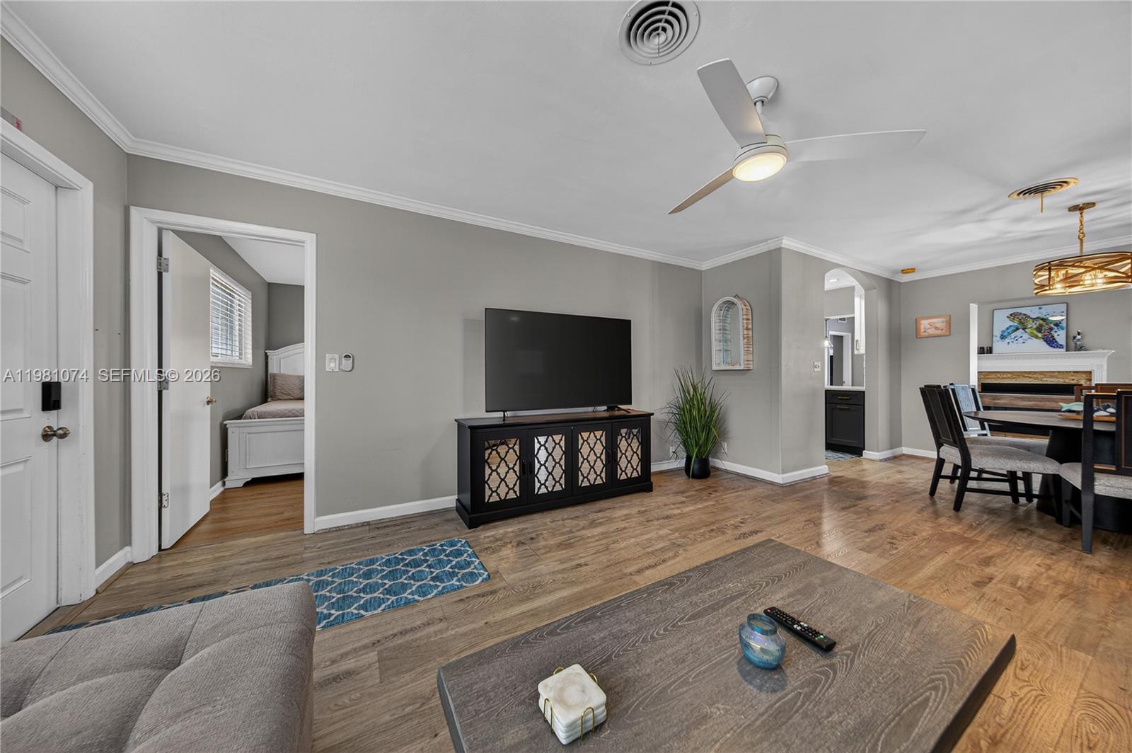 IMPERIAL POINT 1 SEC - Residential Lease