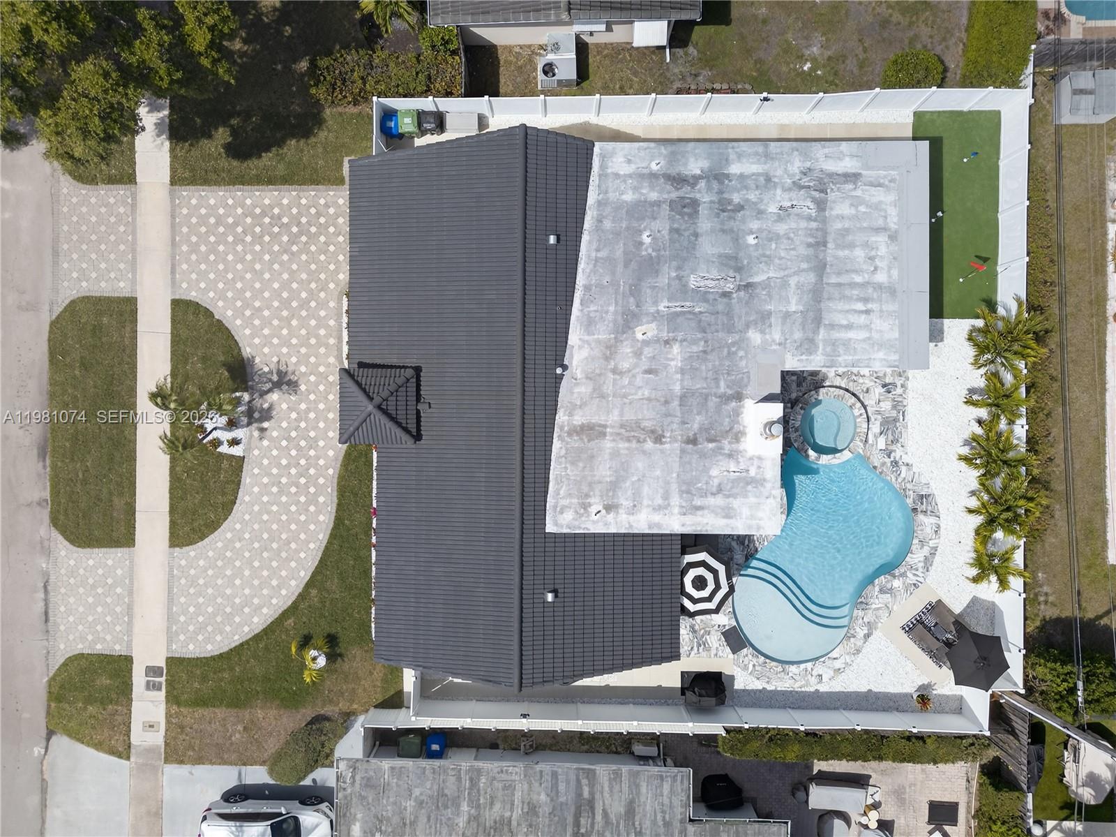 IMPERIAL POINT 1 SEC - Residential Lease