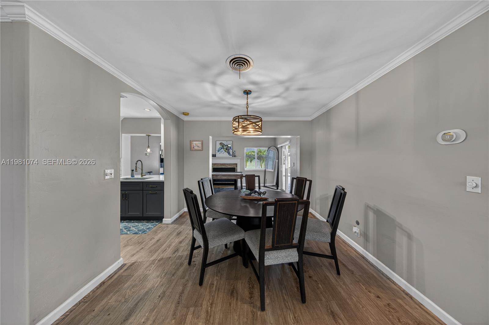 IMPERIAL POINT 1 SEC - Residential Lease