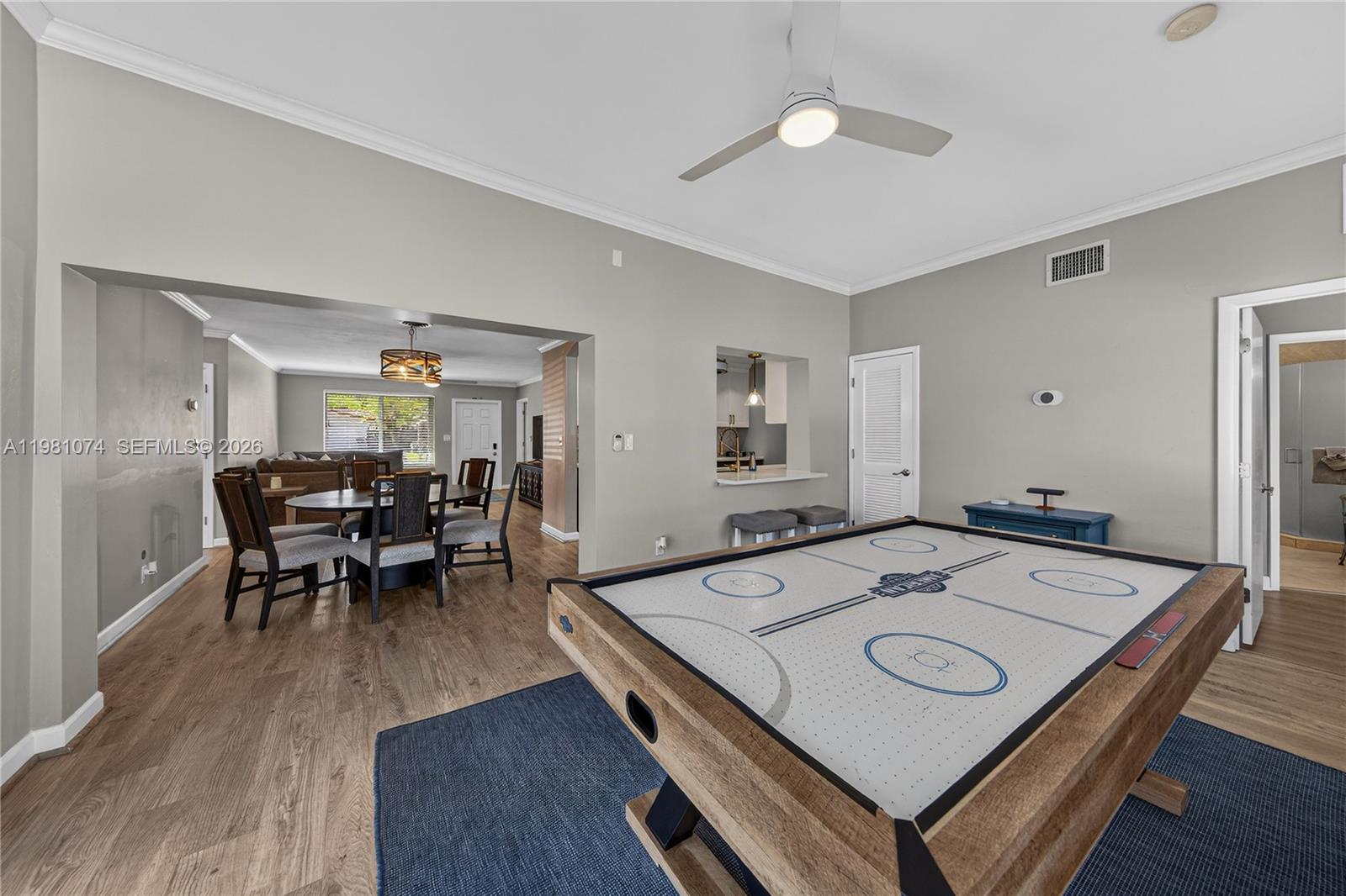 IMPERIAL POINT 1 SEC - Residential Lease