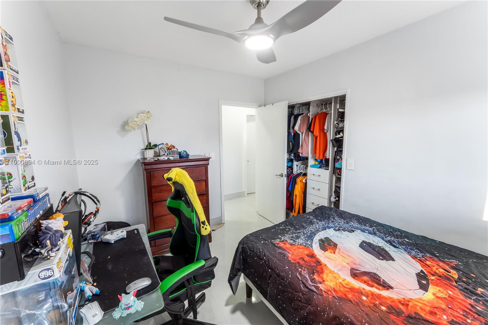 SO MIAMI HEIGHTS ADDN D - Residential Lease