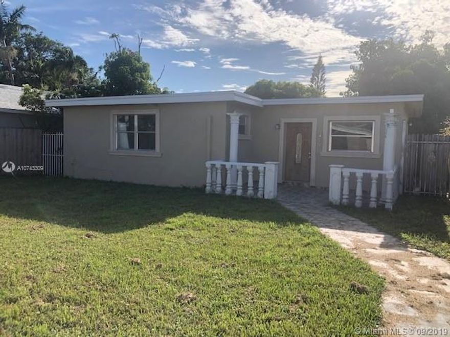 2 bedroom 2 bathroom multifamily for rent with kitchen, laundry, and back yard, separate entry 
property  is available