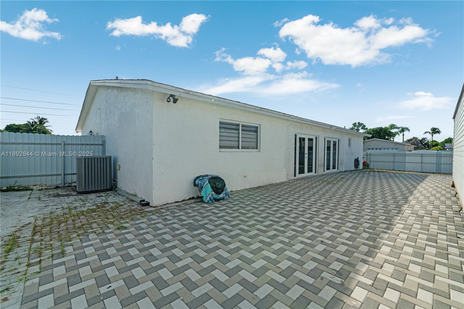 SOUTHLAND PINES - Residential