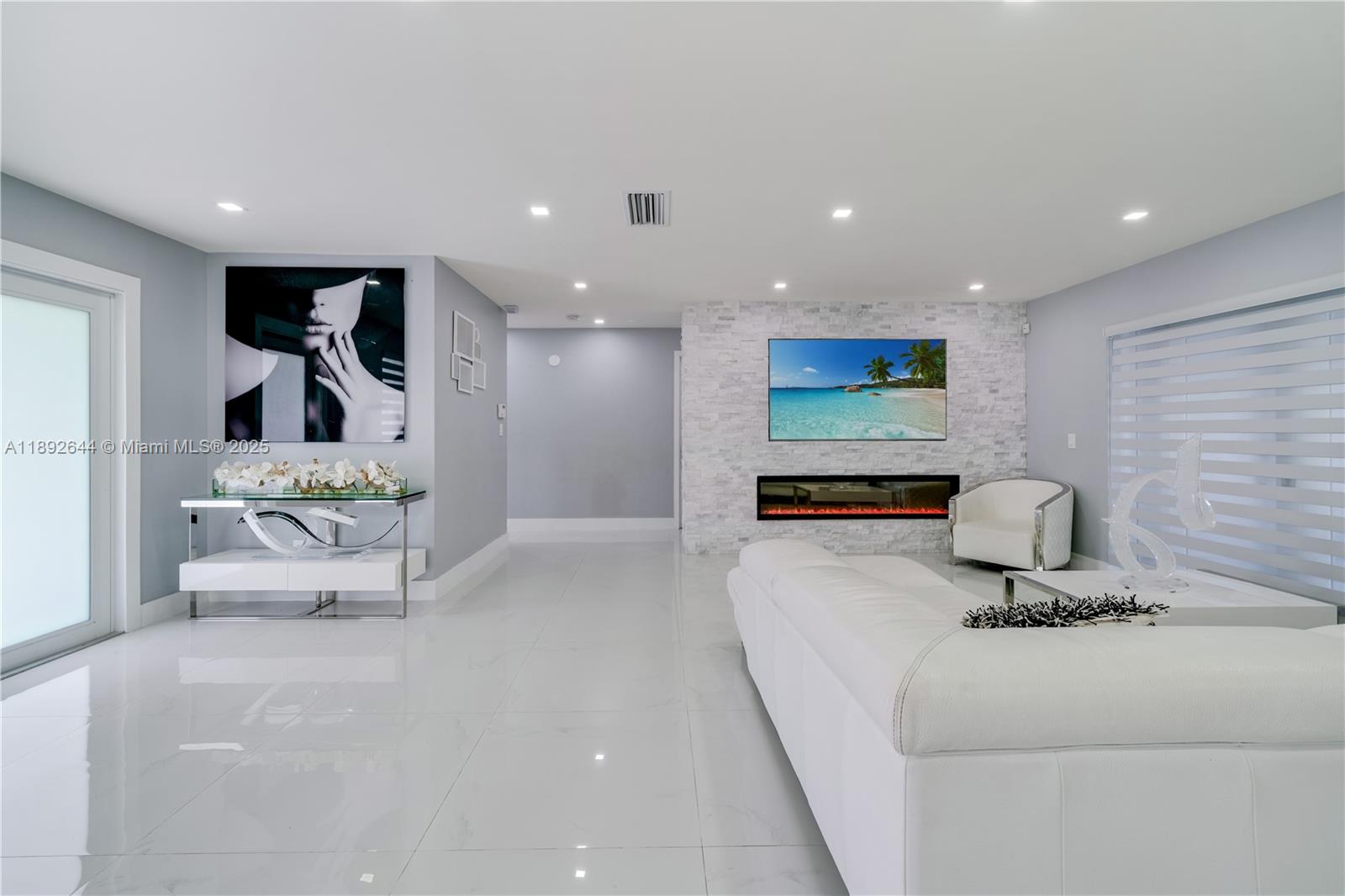 SOUTHLAND PINES - Residential