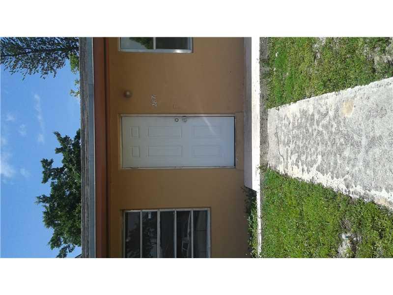 LESLIE ESTS SEC FOUR - Residential Lease