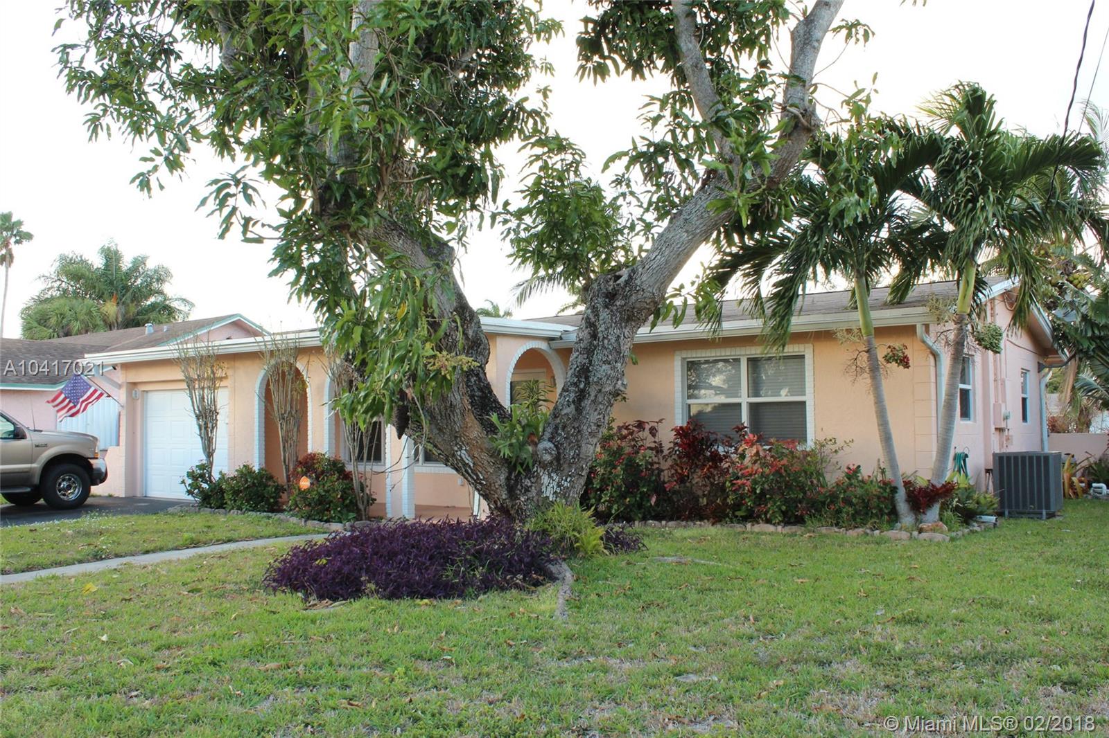Bring your boat/kayak/paddleboard and bathing suit. Perfect price for this 3/2 with ocean access and gorgeous outside entertainment area. Property has impact windows and doors. Close to all highways and shopping. Pet Friendly home.