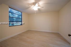 CONDO 22 OF WHITEHALL CON - Residential