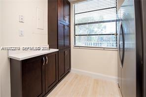 CONDO 22 OF WHITEHALL CON - Residential