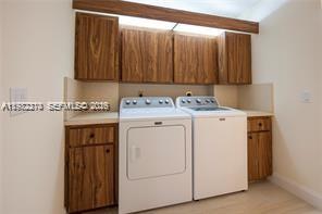 CONDO 22 OF WHITEHALL CON - Residential