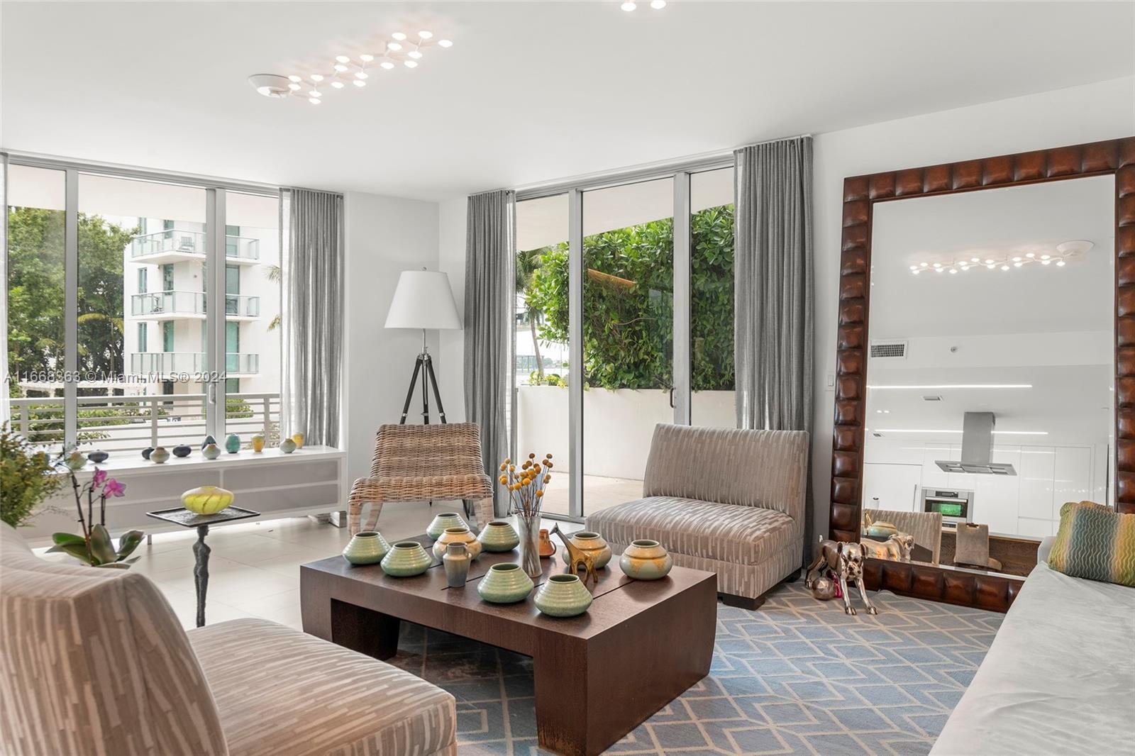 CAPRI SOUTH BEACH CONDO - Residential