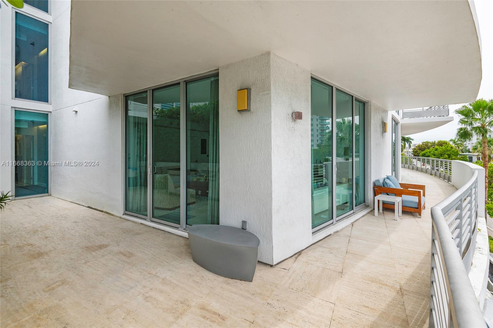 CAPRI SOUTH BEACH CONDO - Residential