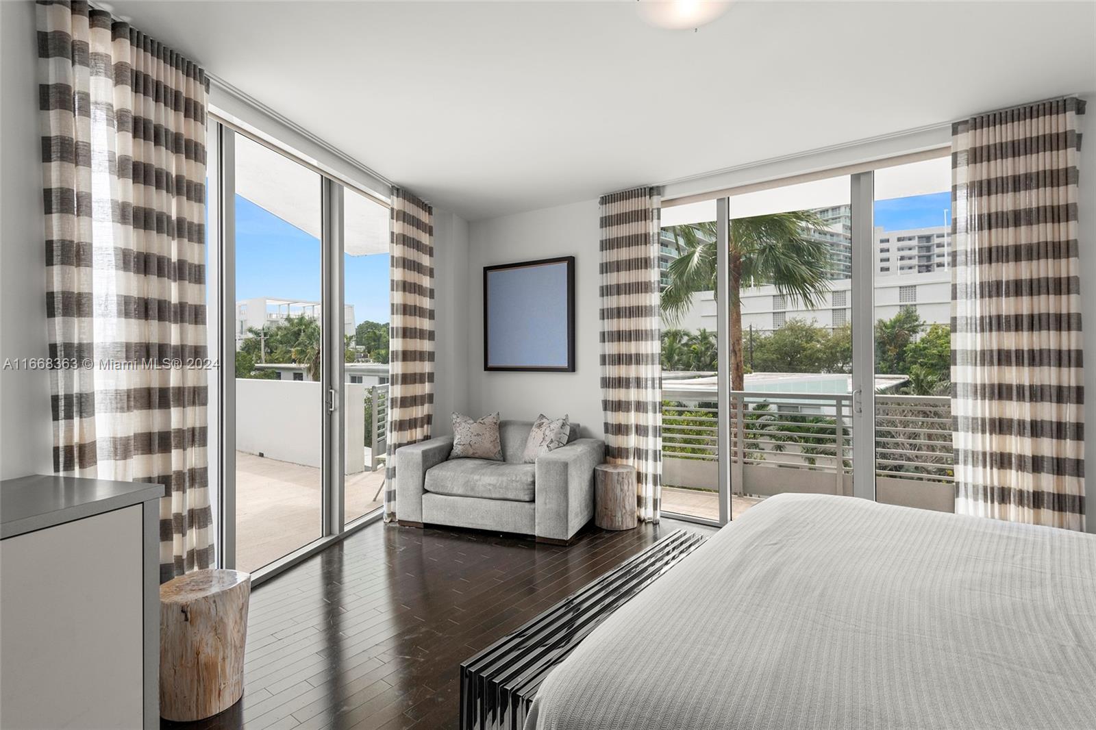 CAPRI SOUTH BEACH CONDO - Residential