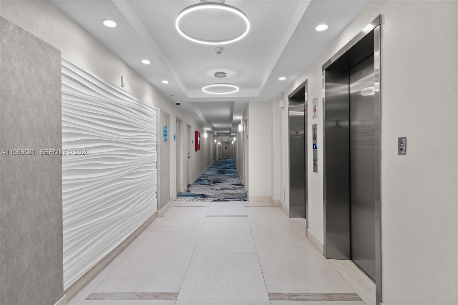 RESIDENCES ON HOLLYWOOD B - Residential