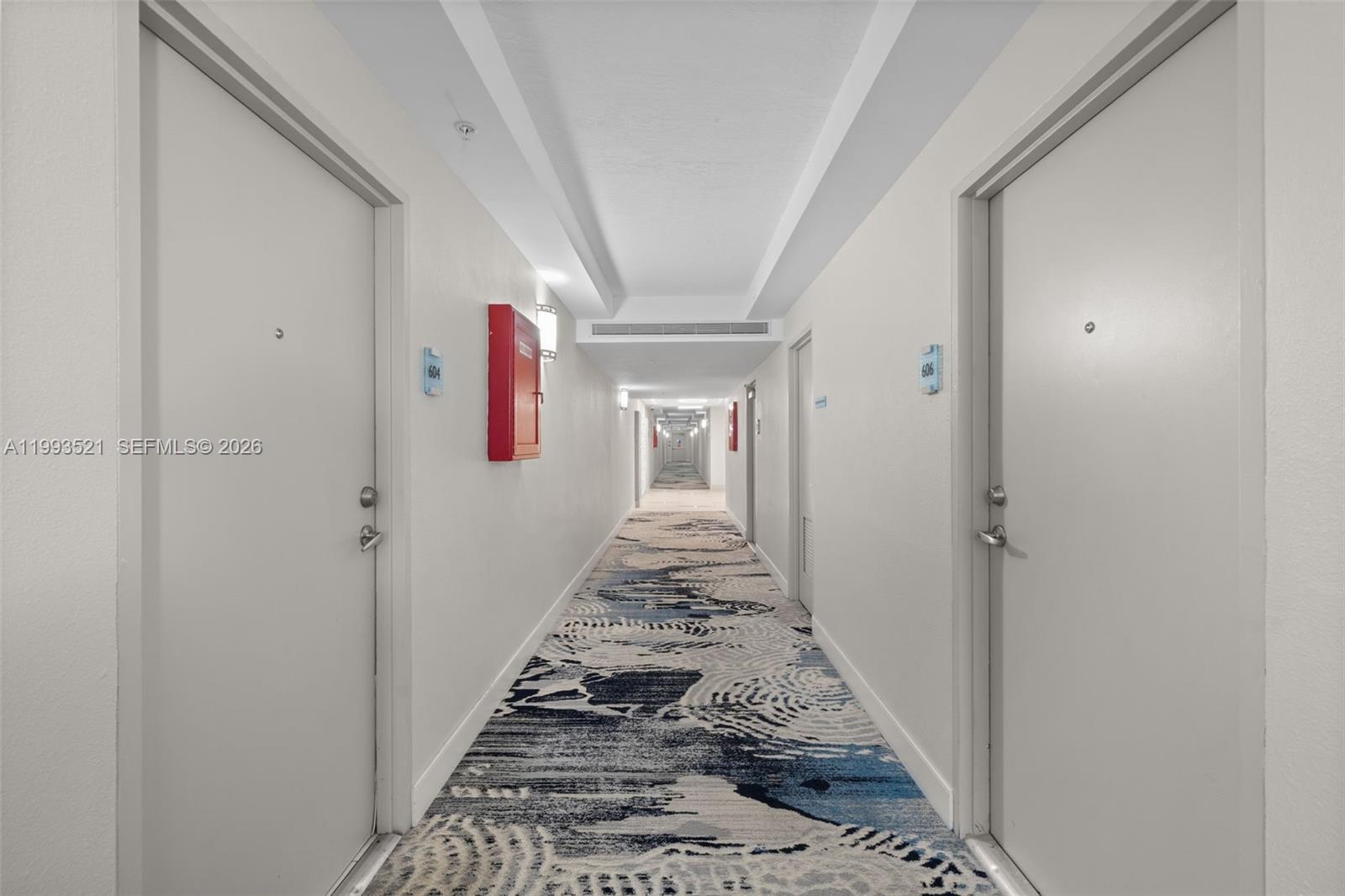 RESIDENCES ON HOLLYWOOD B - Residential