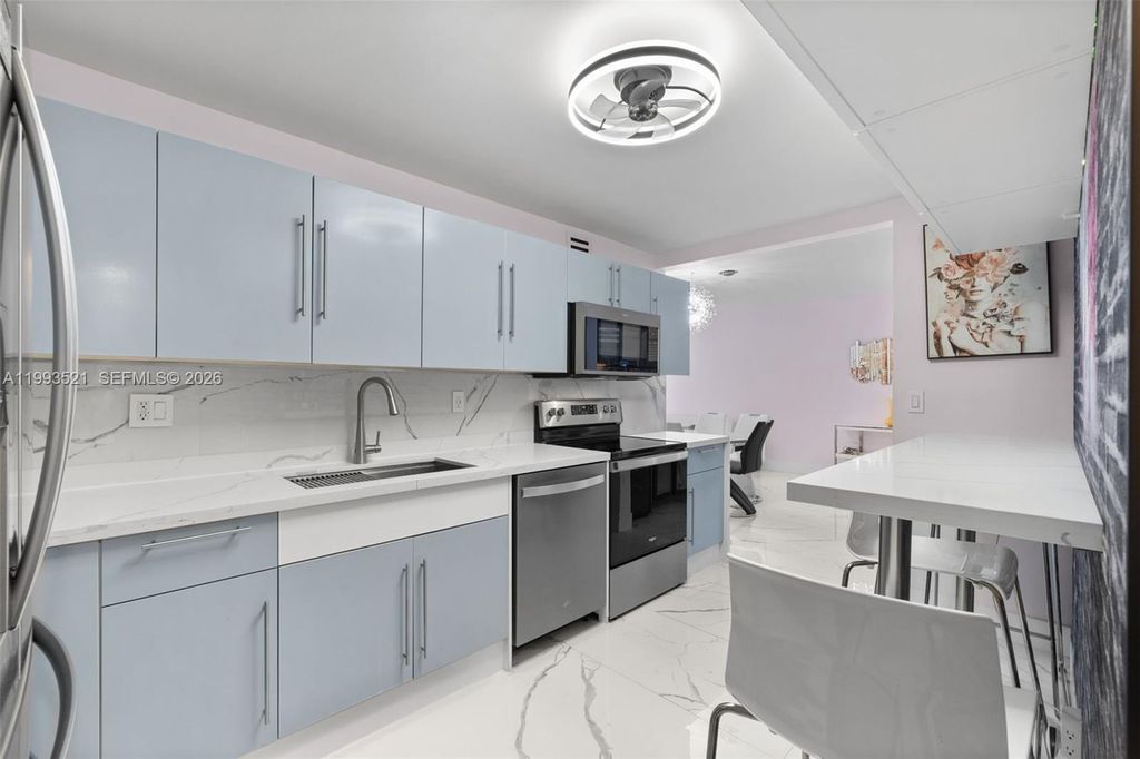 Photo of 3000 S Ocean Dr #606, Hollywood, FL 33019 (MLS # A11993521)