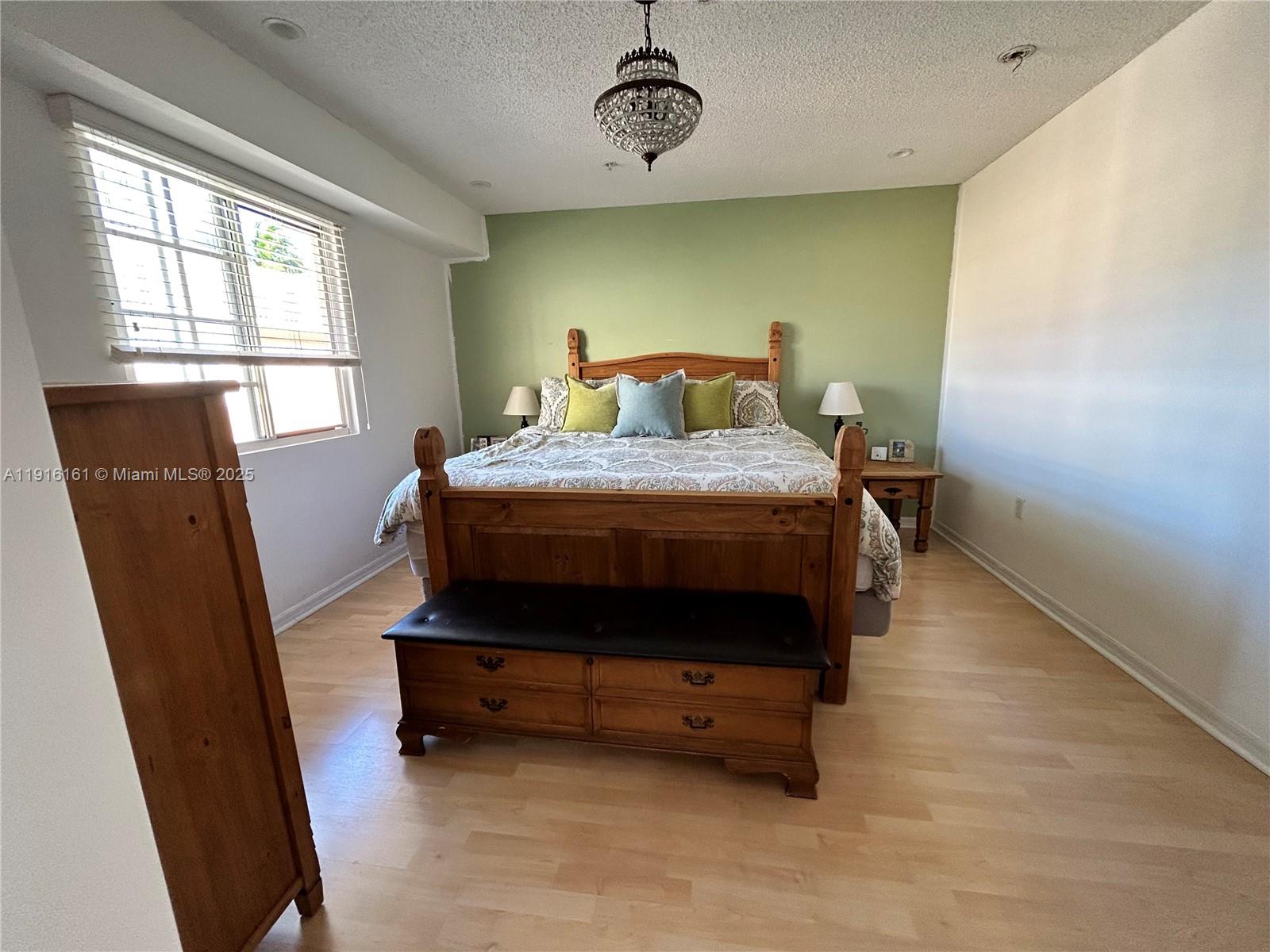 AVENTI AT AVENTURA CONDO - Residential