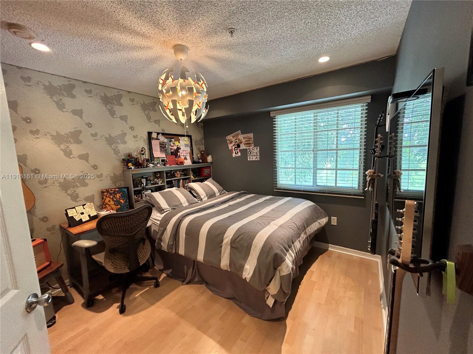 AVENTI AT AVENTURA CONDO - Residential