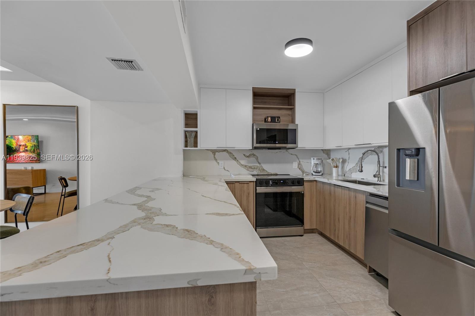 QUADOMAIN TOWER I AND IV - Residential Lease