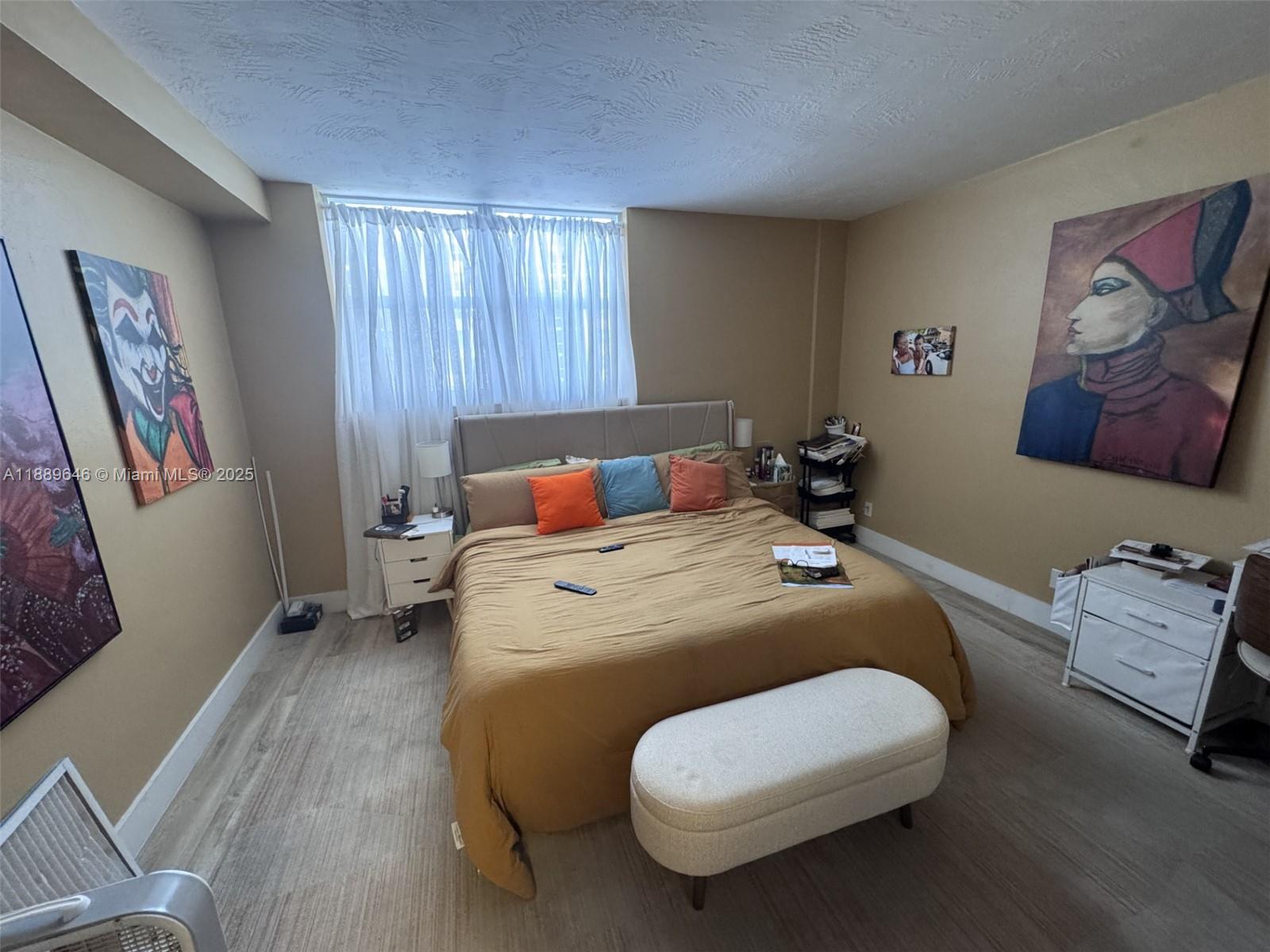 RESIDENCES ON HOLLYWOOD B - Residential