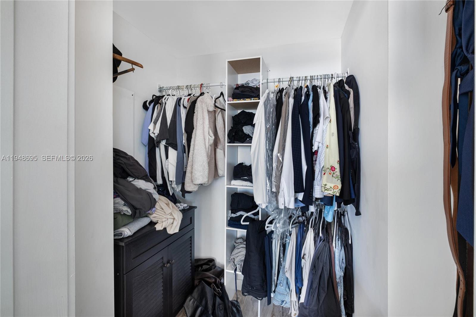 PARAISO BAY CONDO - Residential